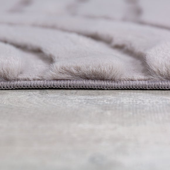 Carousel navigation image position 4 of 5