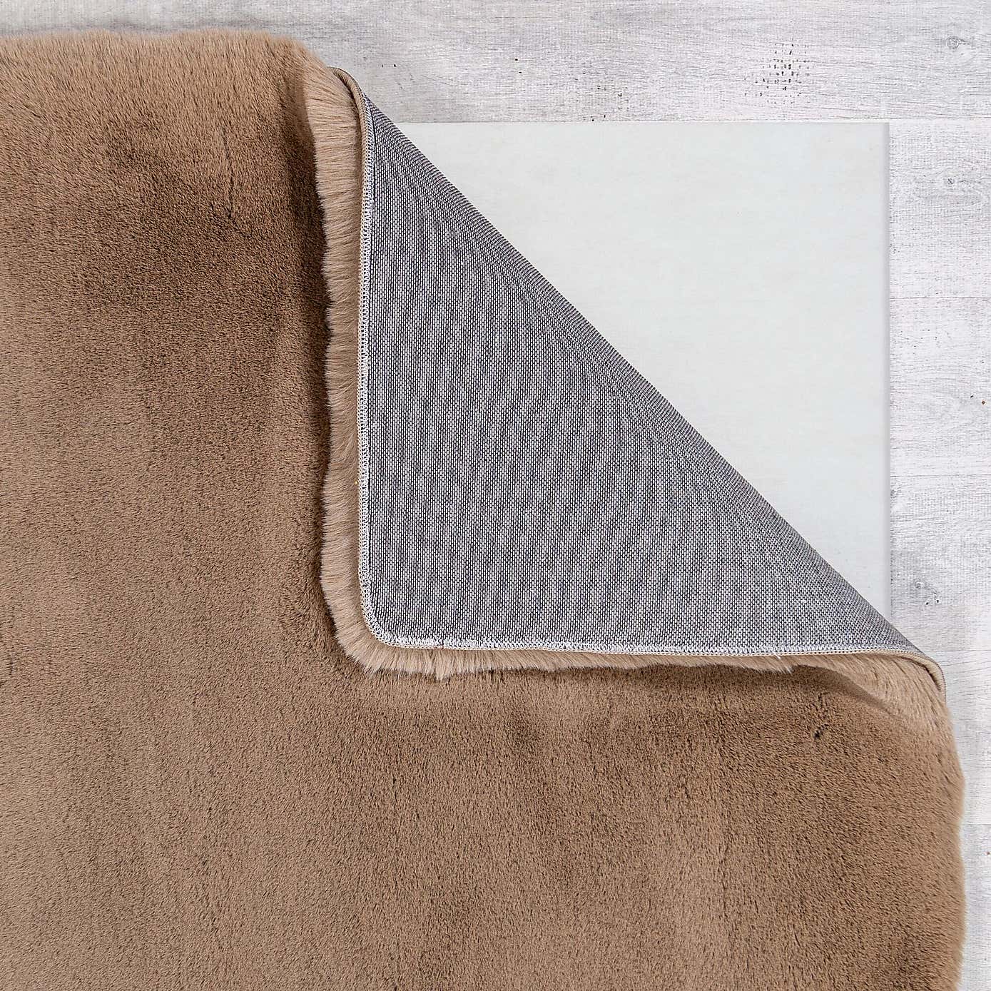 Carousel zoom image position 3 of 6