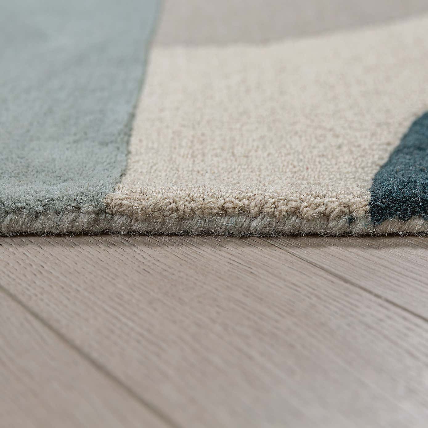 Carousel zoom image position 4 of 6