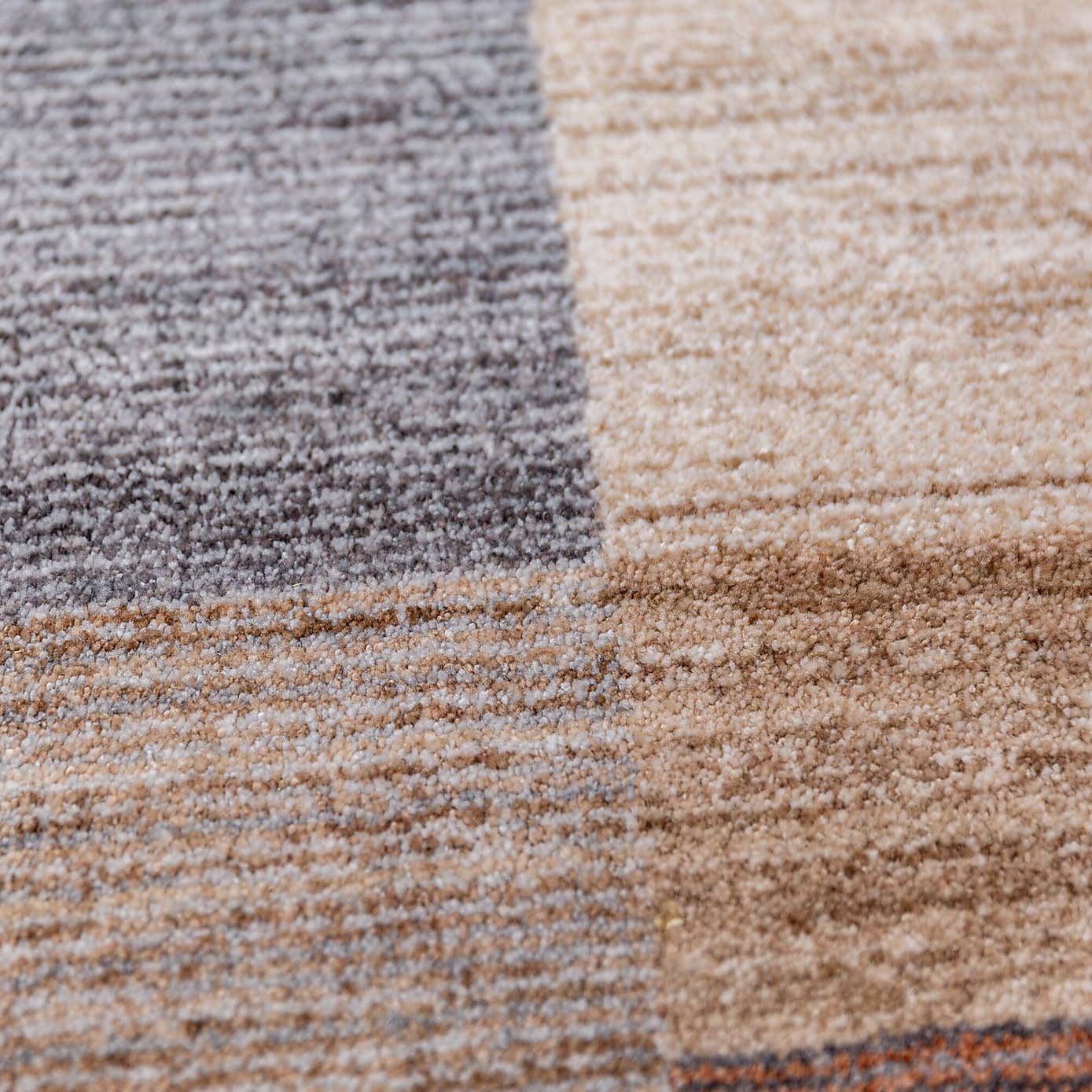 Carousel zoom image position 2 of 6