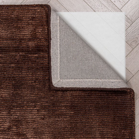 Carousel navigation image position 3 of 7