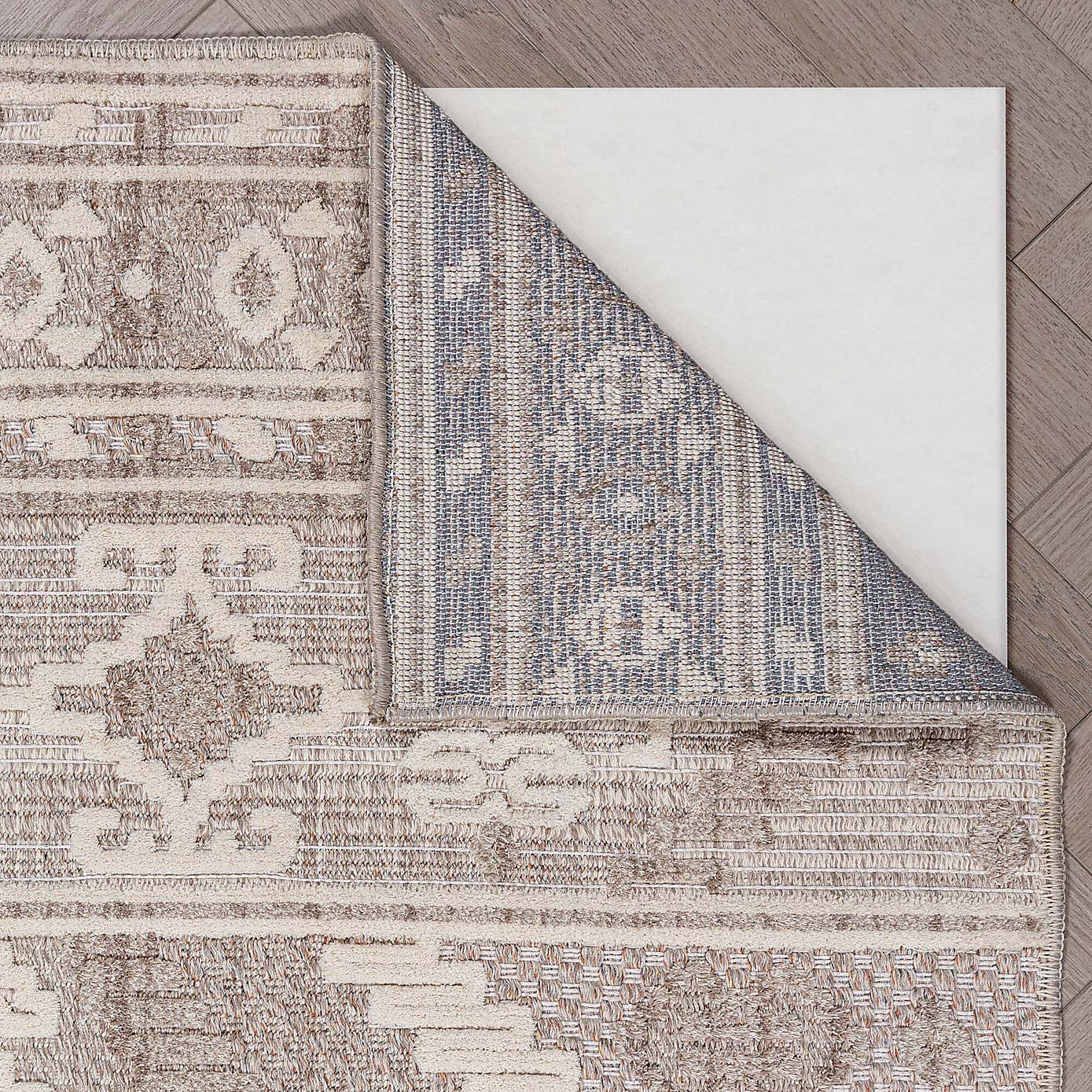 Carousel zoom image position 3 of 5