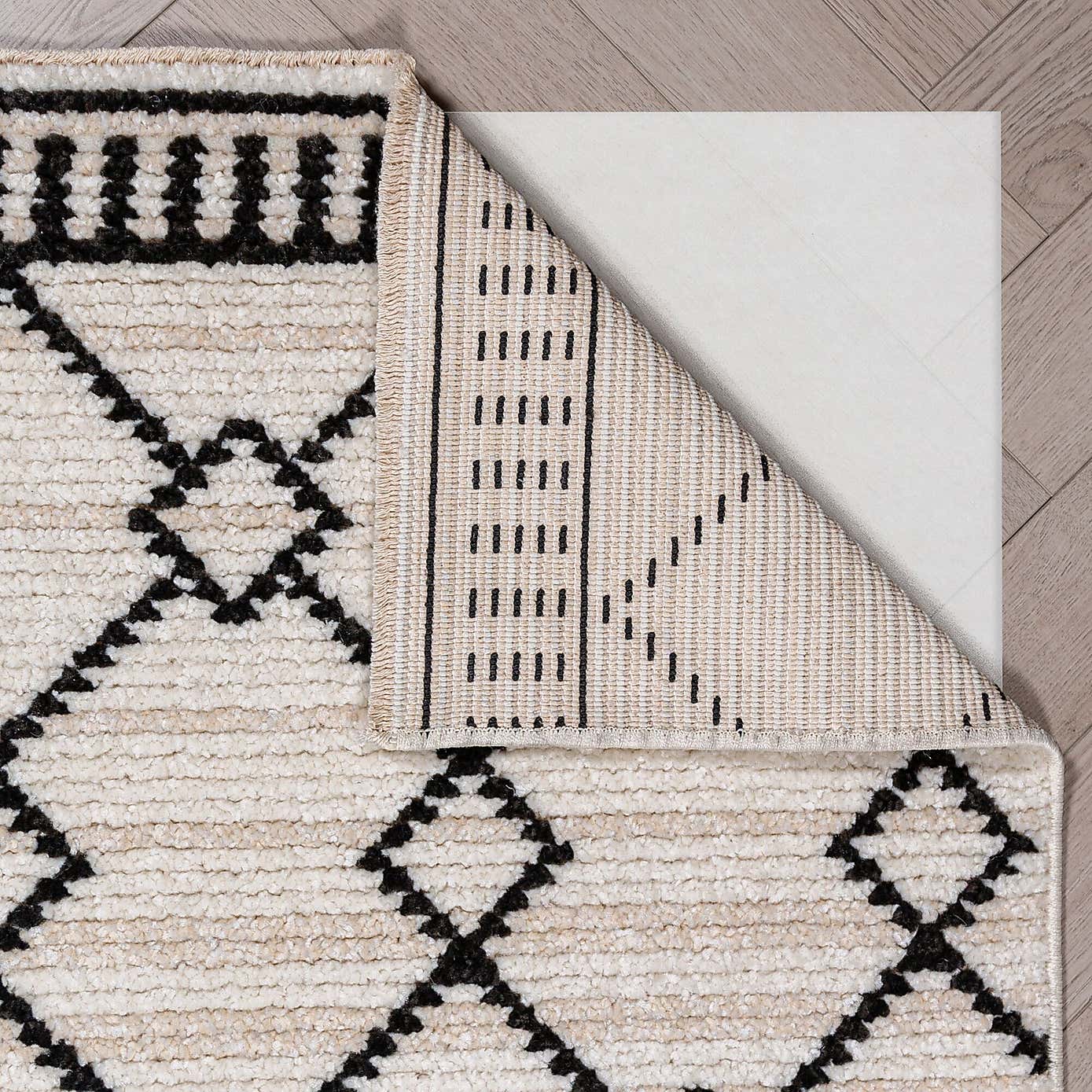 Carousel zoom image position 3 of 6