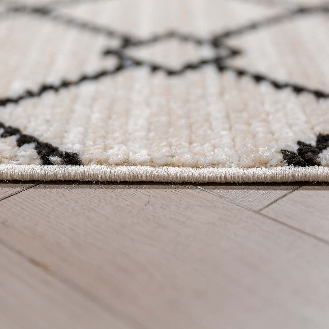 Carousel zoom image position 4 of 6