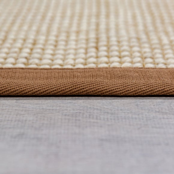 Carousel navigation image position 4 of 6