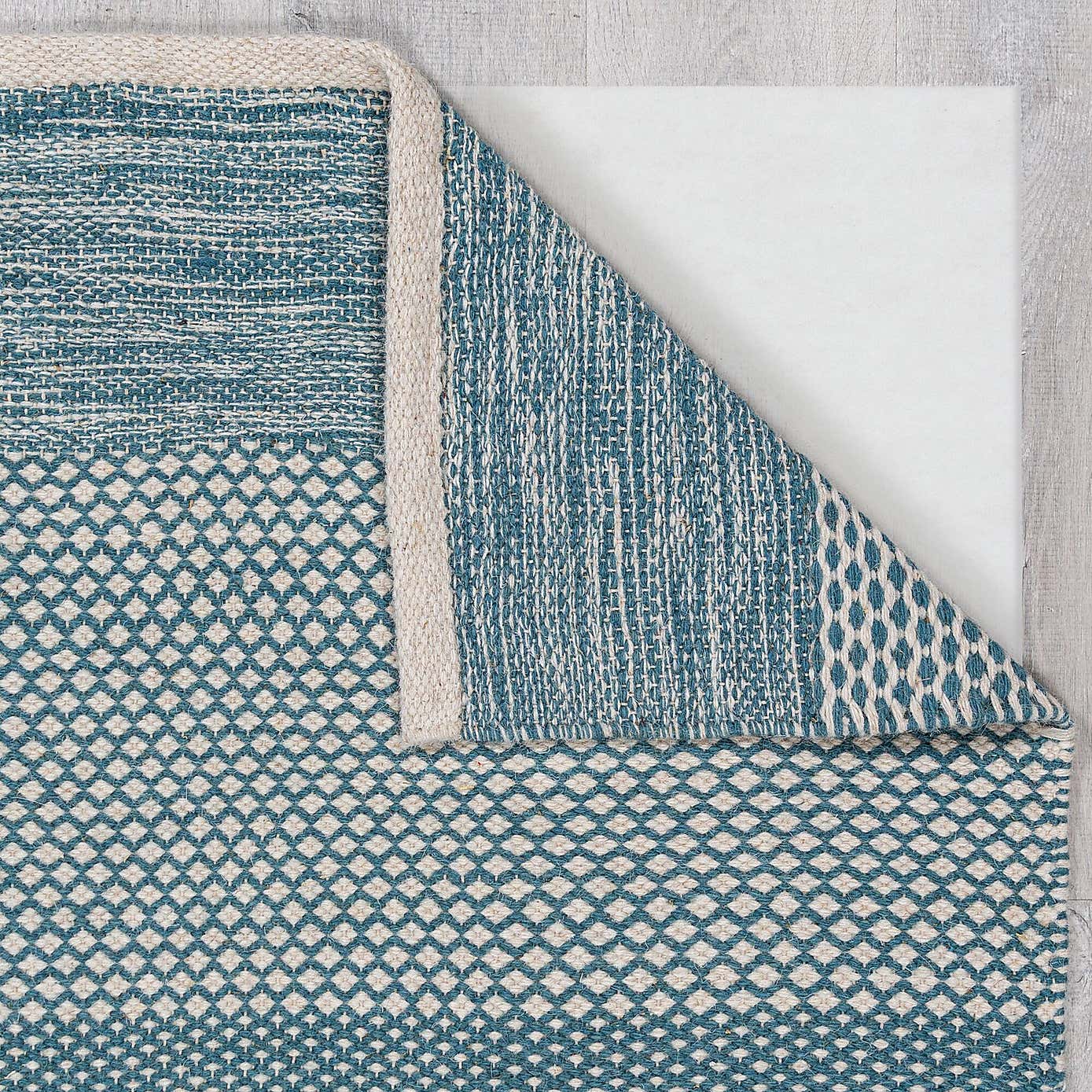 Carousel zoom image position 3 of 6