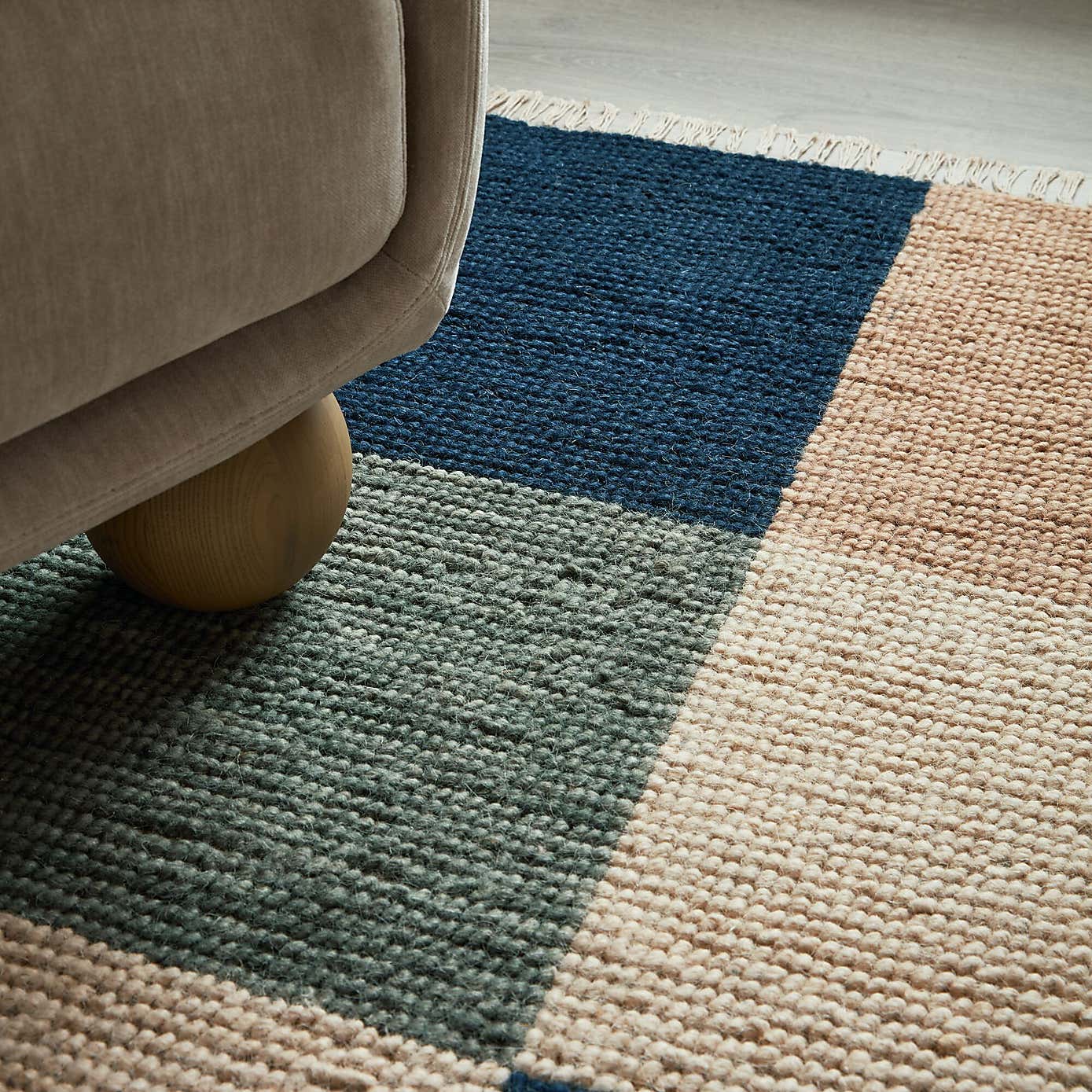 Carousel zoom image position 6 of 7