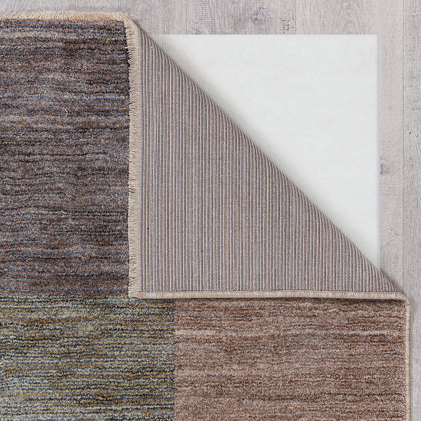 Carousel zoom image position 3 of 6