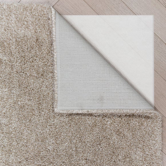 Carousel navigation image position 3 of 6