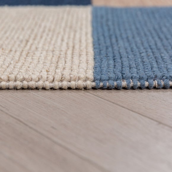 Carousel navigation image position 4 of 7