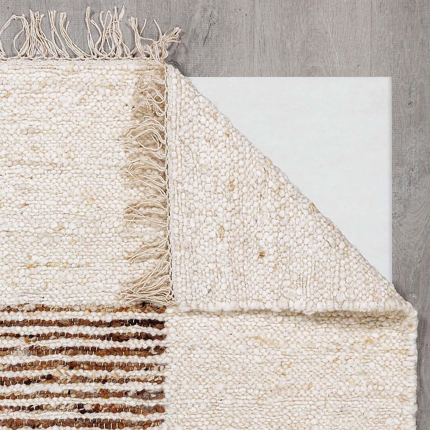 Carousel zoom image position 3 of 7