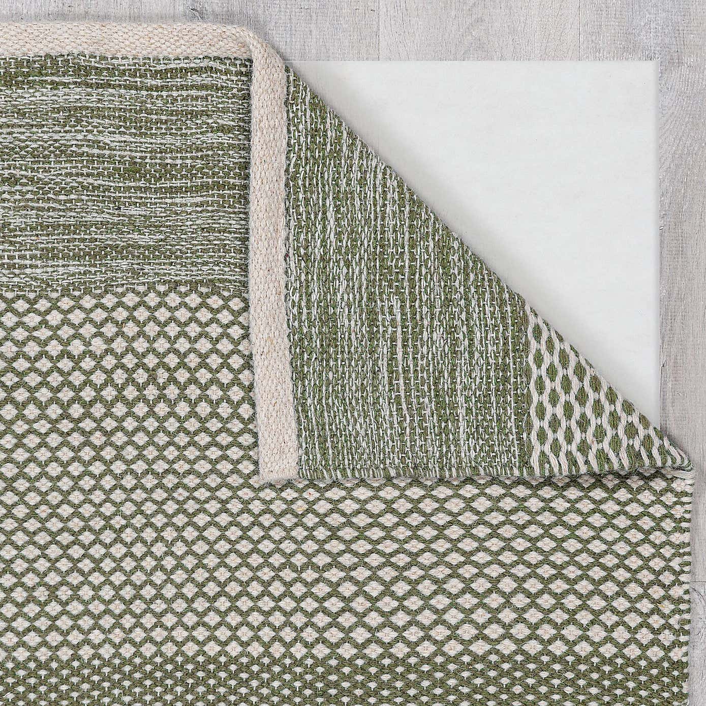 Carousel zoom image position 3 of 6