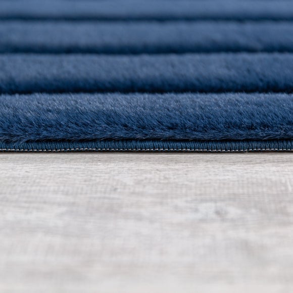 Carousel navigation image position 4 of 5