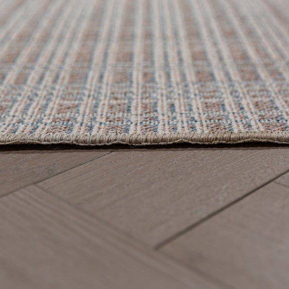 Carousel navigation image position 4 of 6