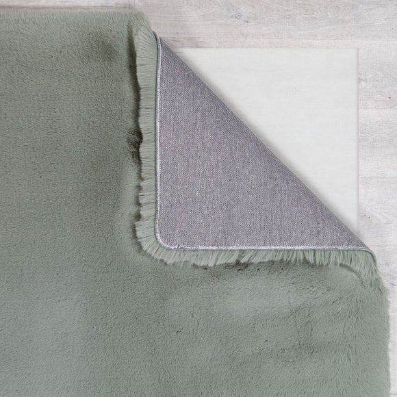 Carousel navigation image position 3 of 6