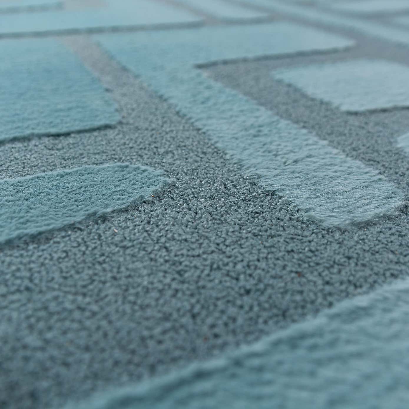 Carousel zoom image position 2 of 6