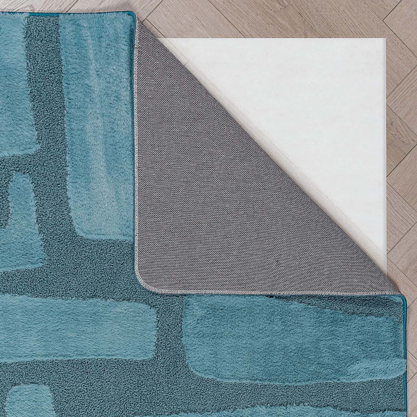 Carousel zoom image position 3 of 6