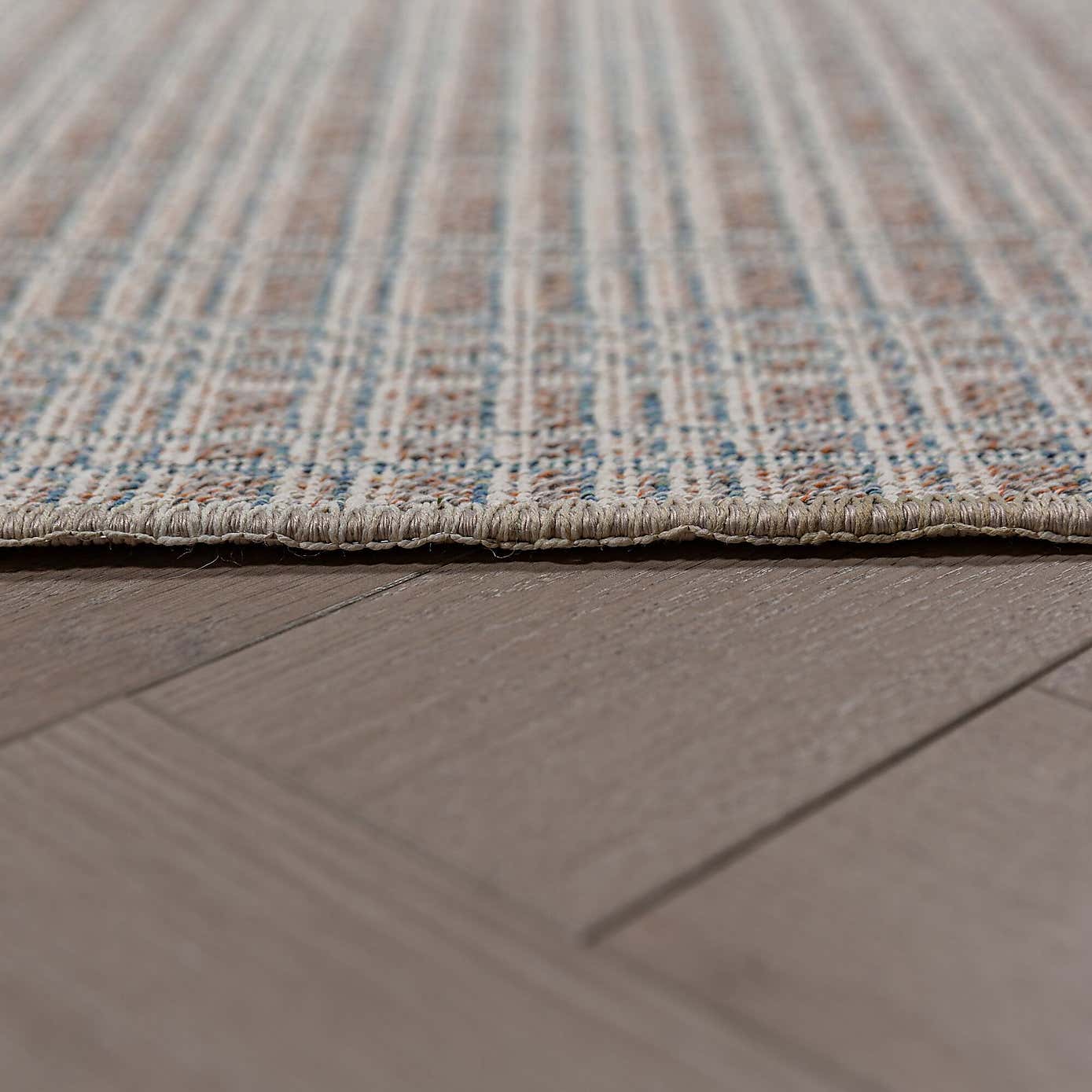 Carousel zoom image position 4 of 6