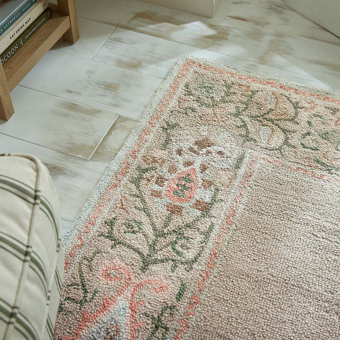 Carousel zoom image position 6 of 7