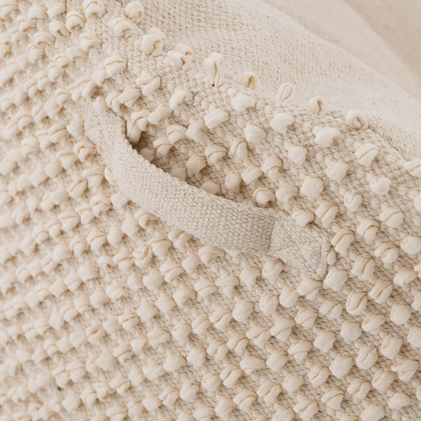 Carousel zoom image position 4 of 8