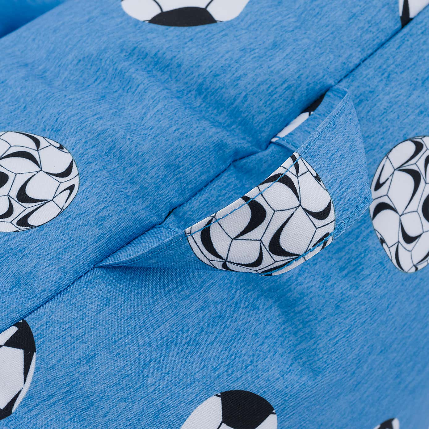 Carousel zoom image position 2 of 6