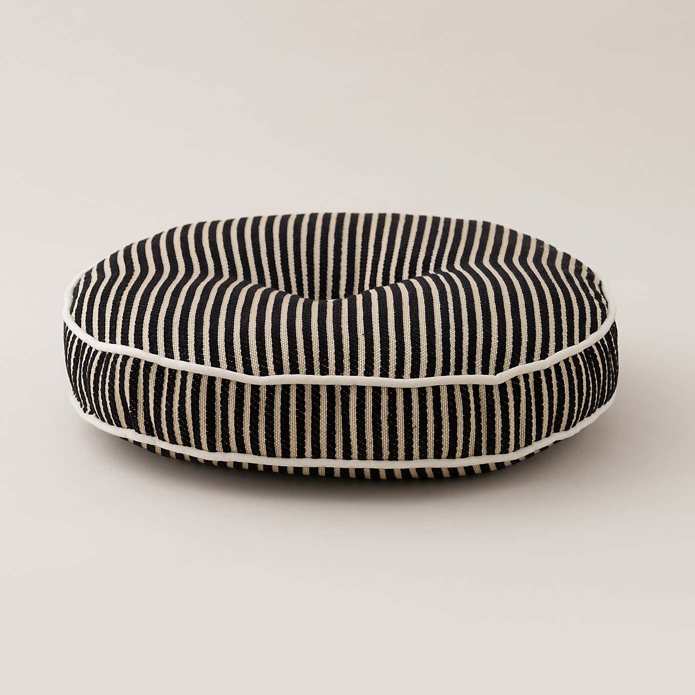 Carousel zoom image position 4 of 4