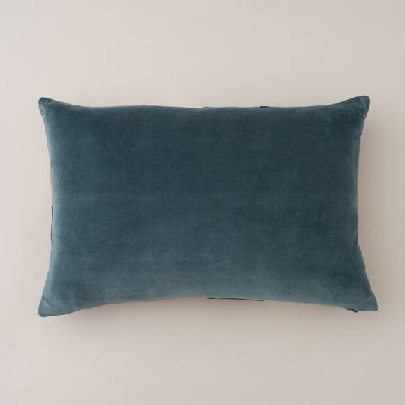 Carousel navigation image position 5 of 7