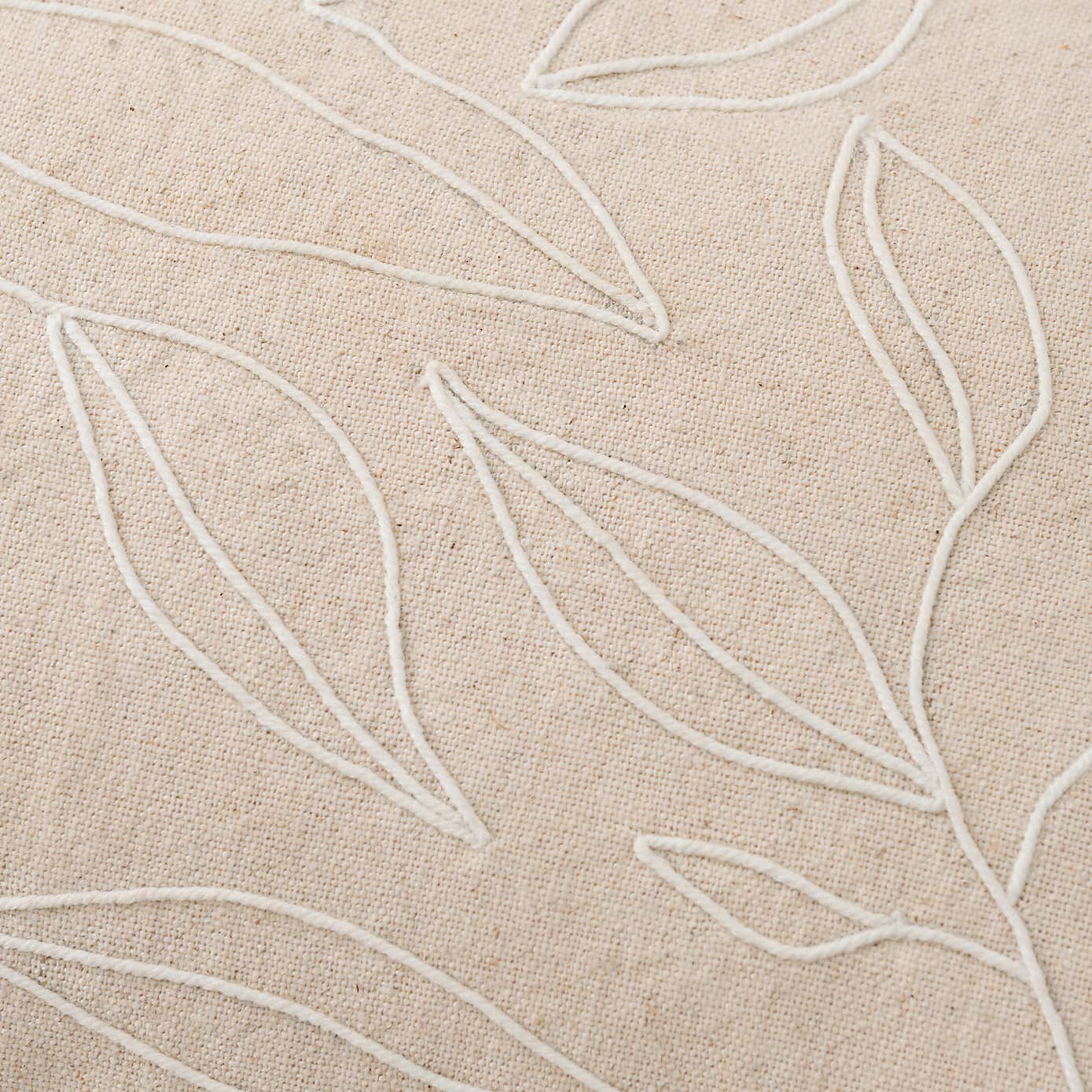 Carousel zoom image position 2 of 5