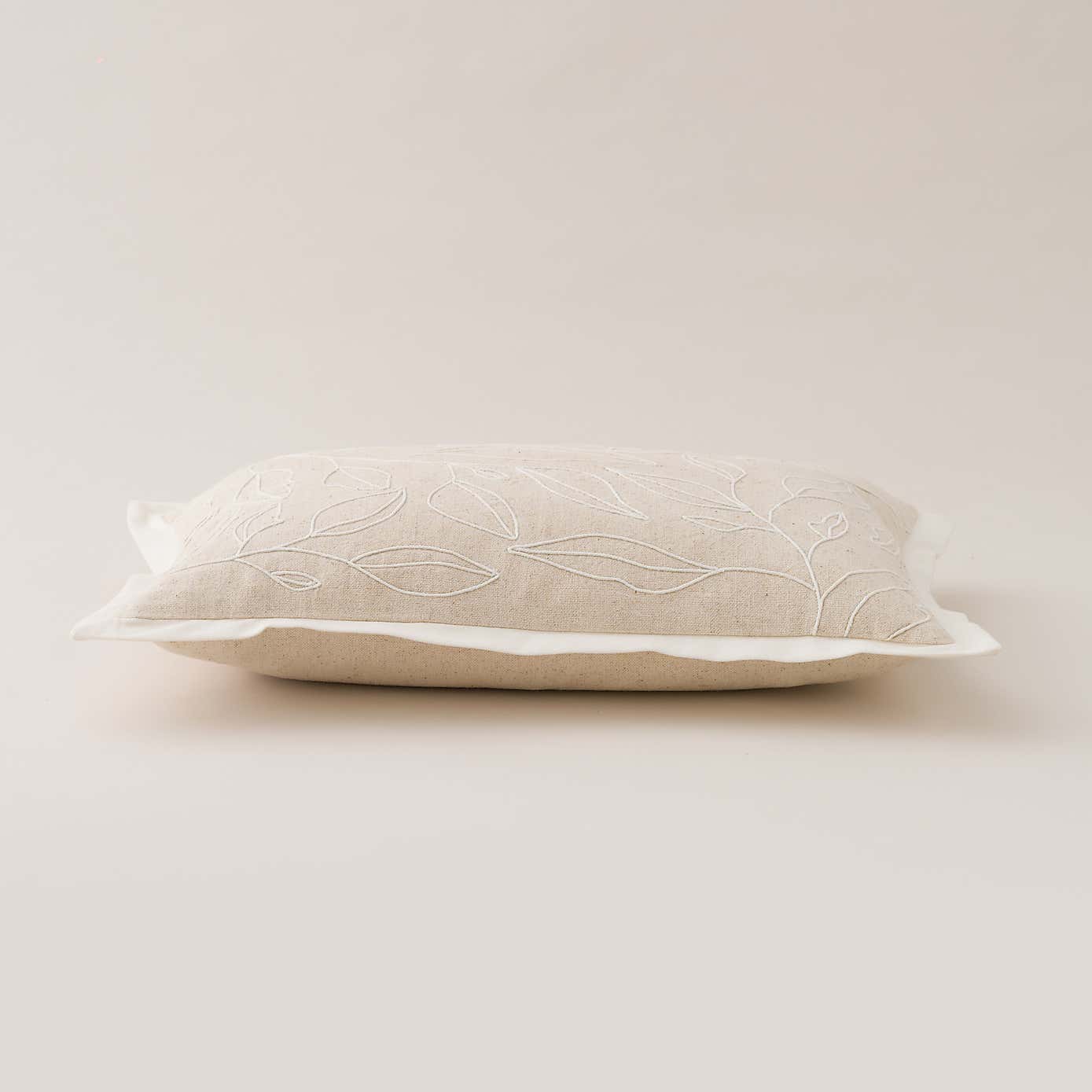 Carousel zoom image position 4 of 5