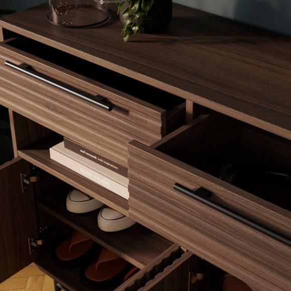 Carousel navigation image position 3 of 8