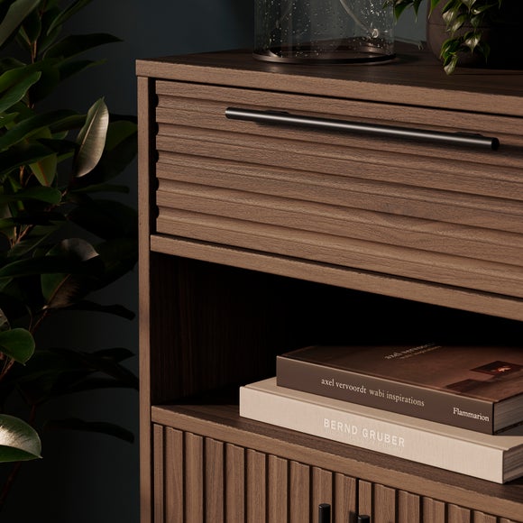 Carousel navigation image position 4 of 8