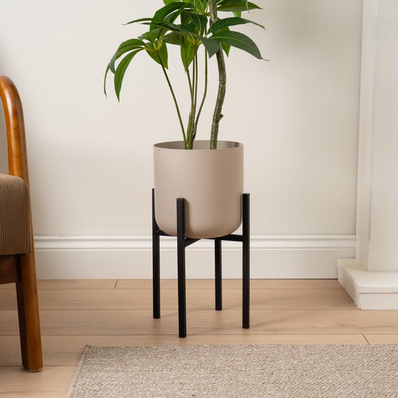 View Metal Plant Pot With Black Legs View Metal Plant Pot With Black Legs