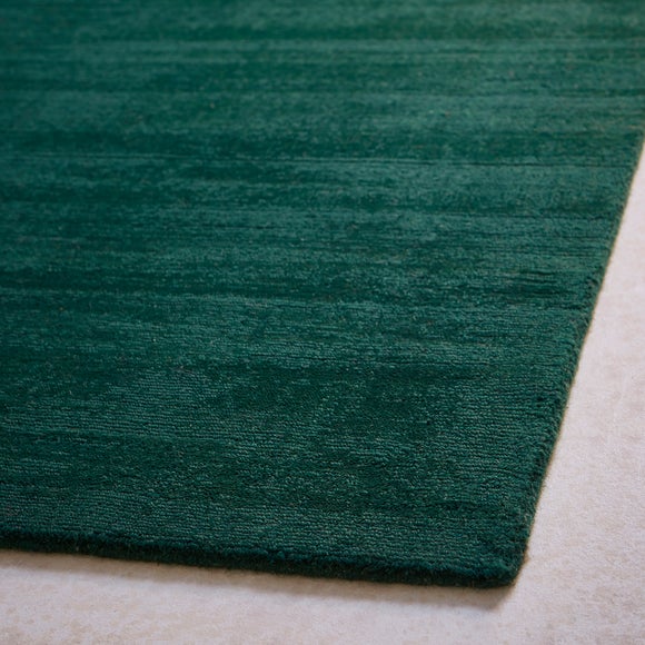 Carousel navigation image position 3 of 4