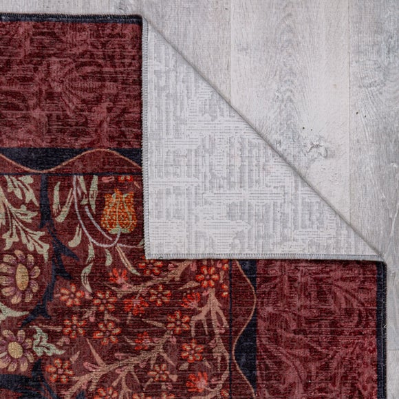 Carousel navigation image position 3 of 5