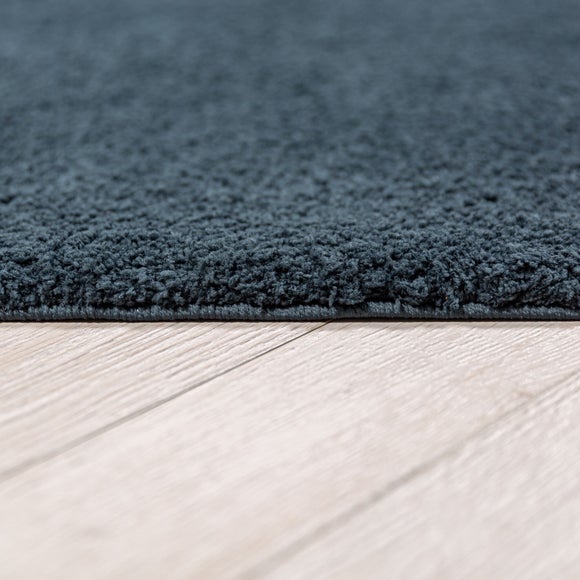 Carousel navigation image position 3 of 4