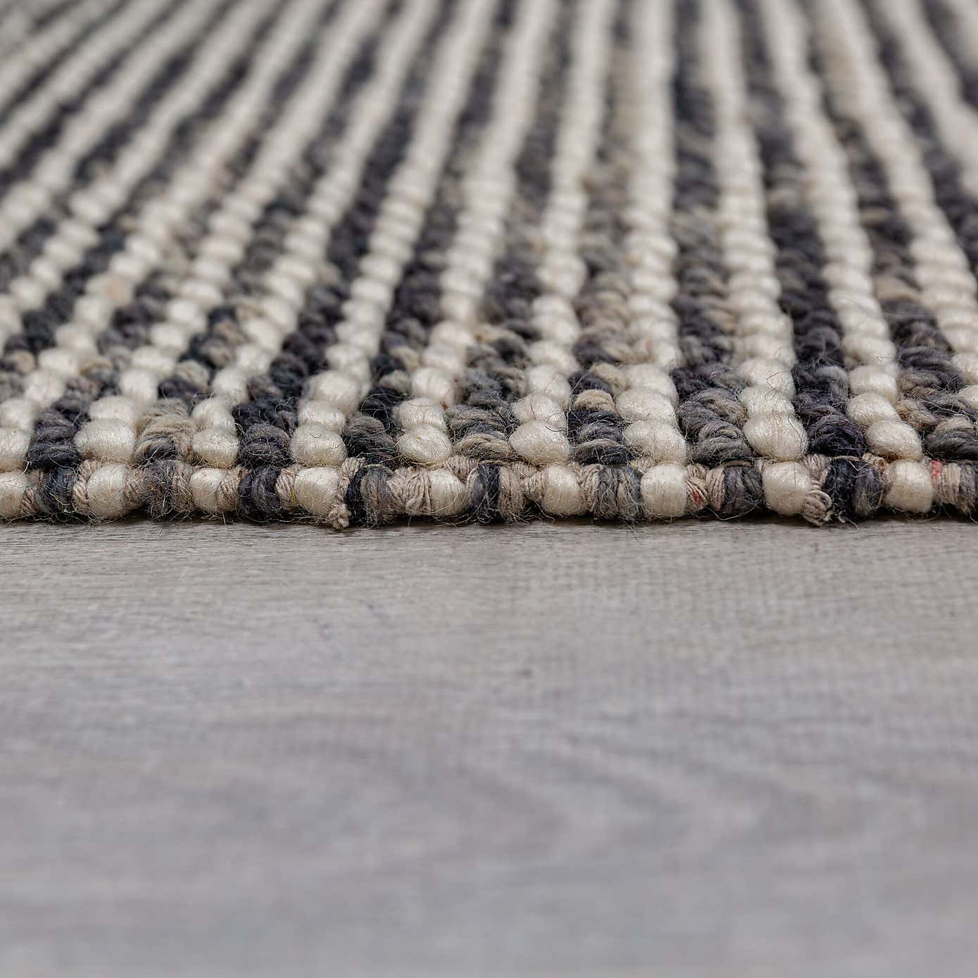 Carousel zoom image position 4 of 6