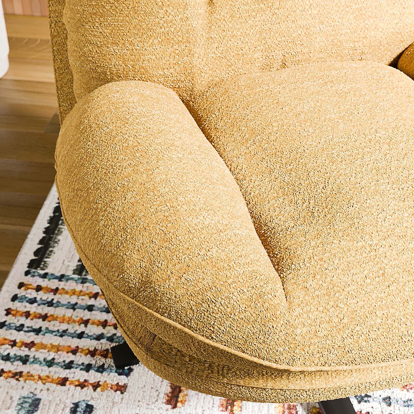 Carousel zoom image position 3 of 8