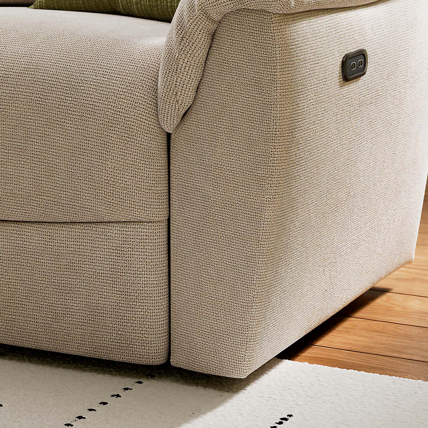 Carousel zoom image position 5 of 9