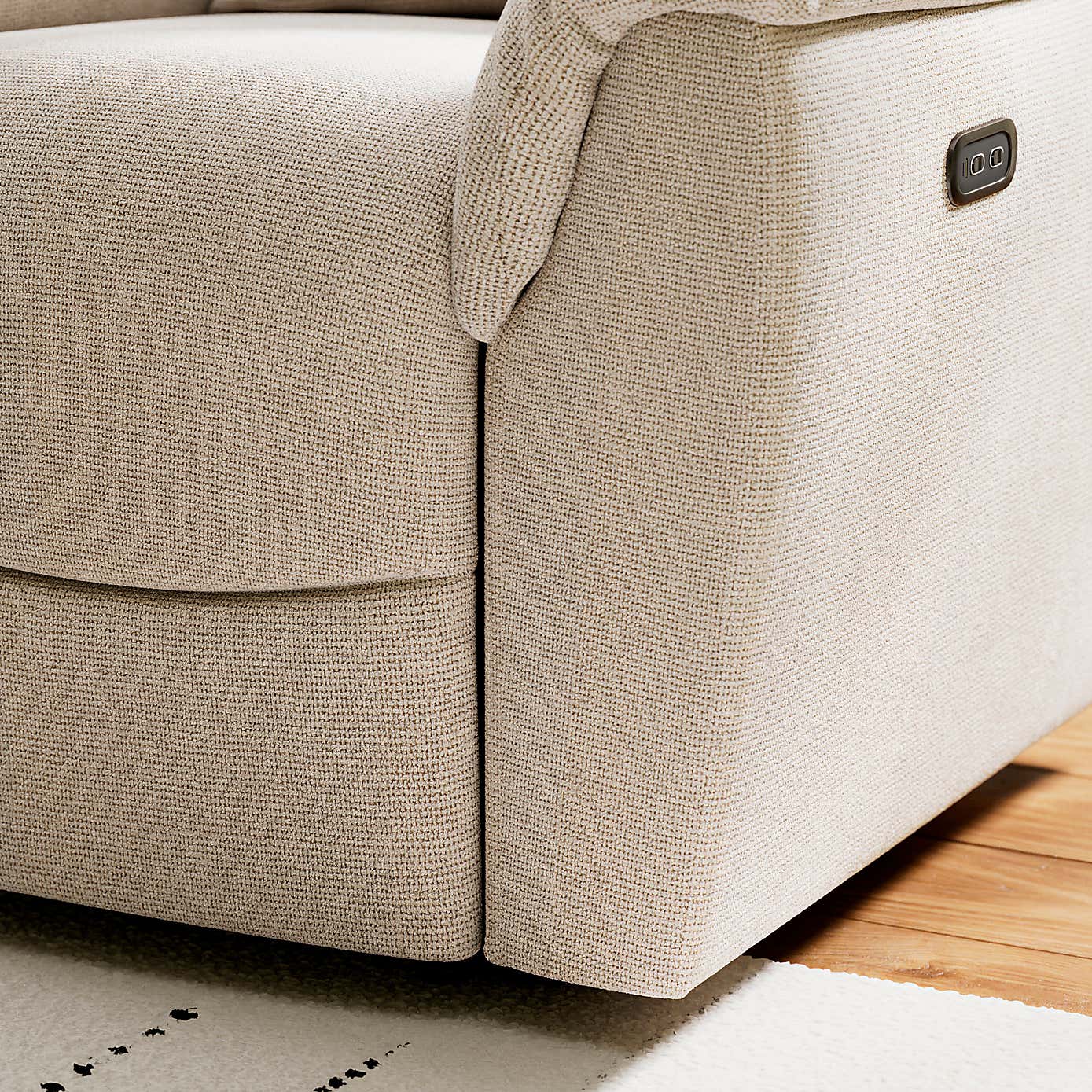 Carousel zoom image position 4 of 8