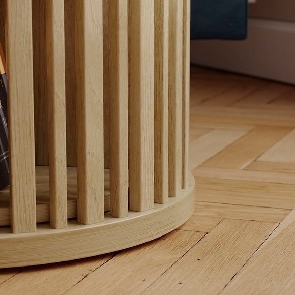 Carousel navigation image position 4 of 8