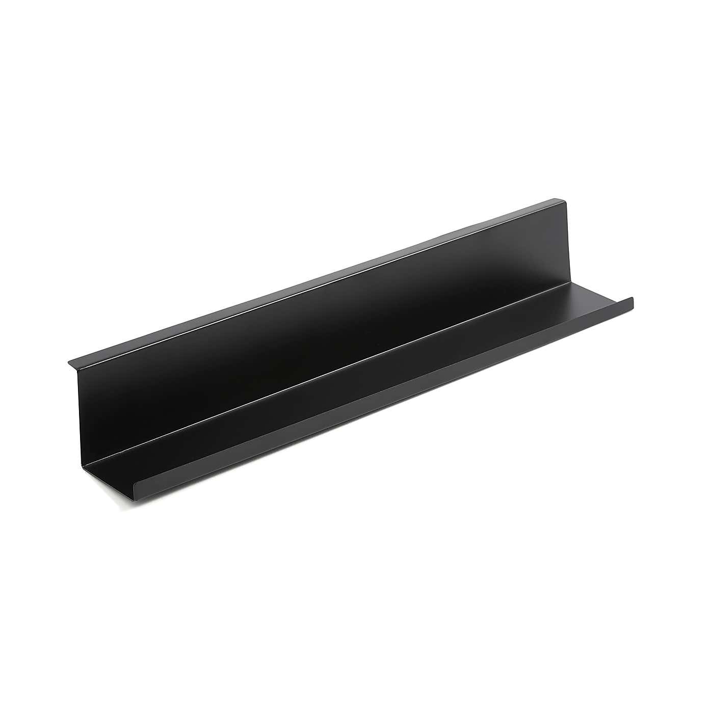 Carousel zoom image position 3 of 3