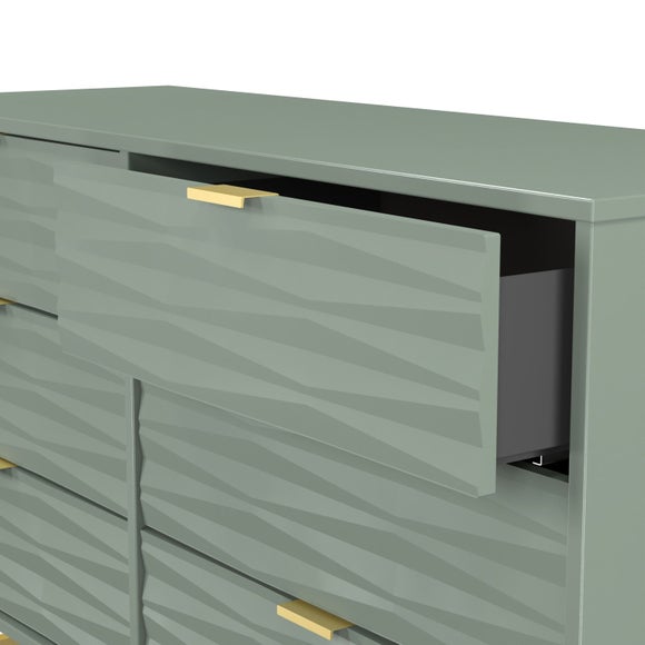 Carousel navigation image position 6 of 8