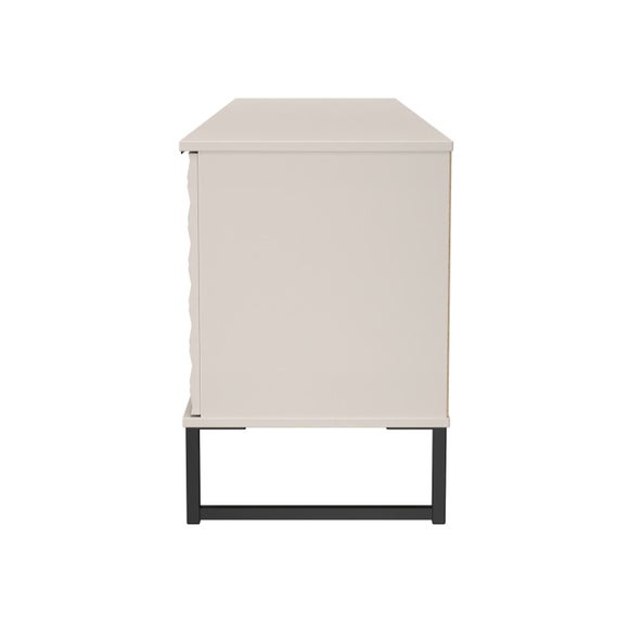 Carousel navigation image position 3 of 7