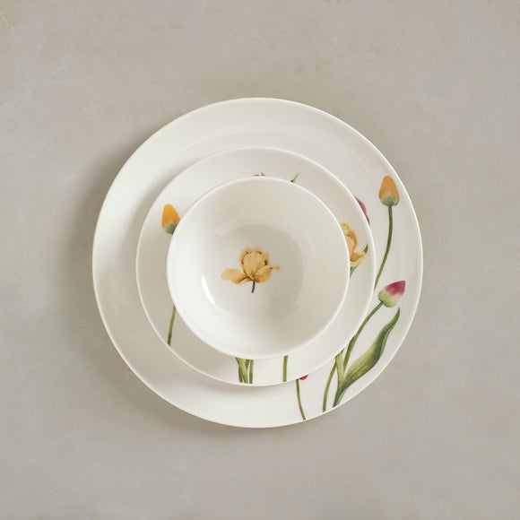 Carousel navigation image position 3 of 4