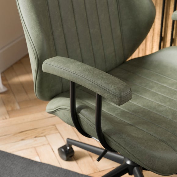 Carousel navigation image position 4 of 8