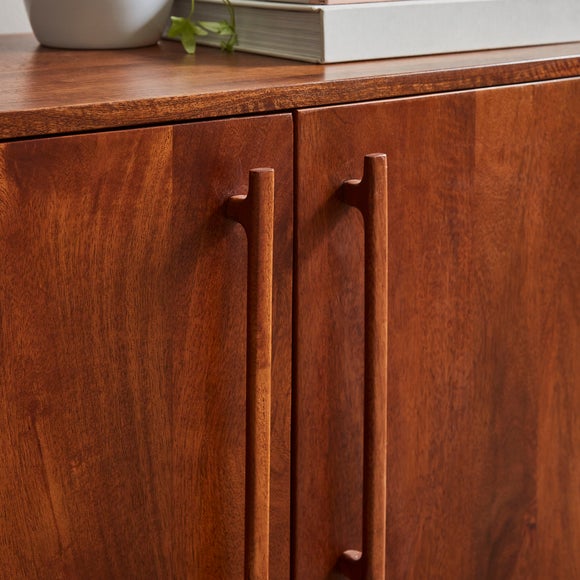 Carousel navigation image position 3 of 7