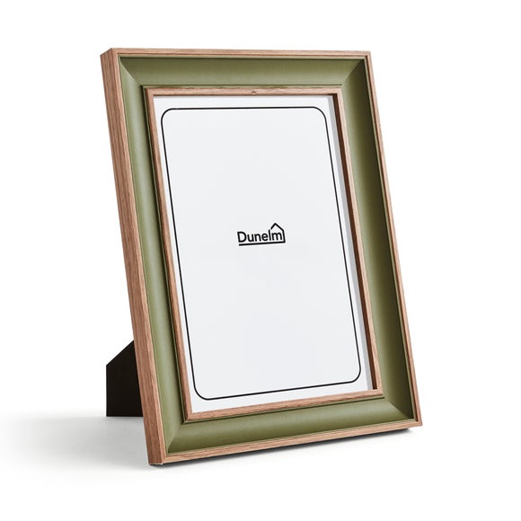 Carousel navigation image position 3 of 3