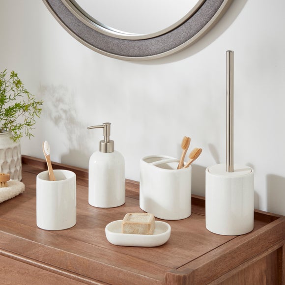 Carousel navigation image position 3 of 3