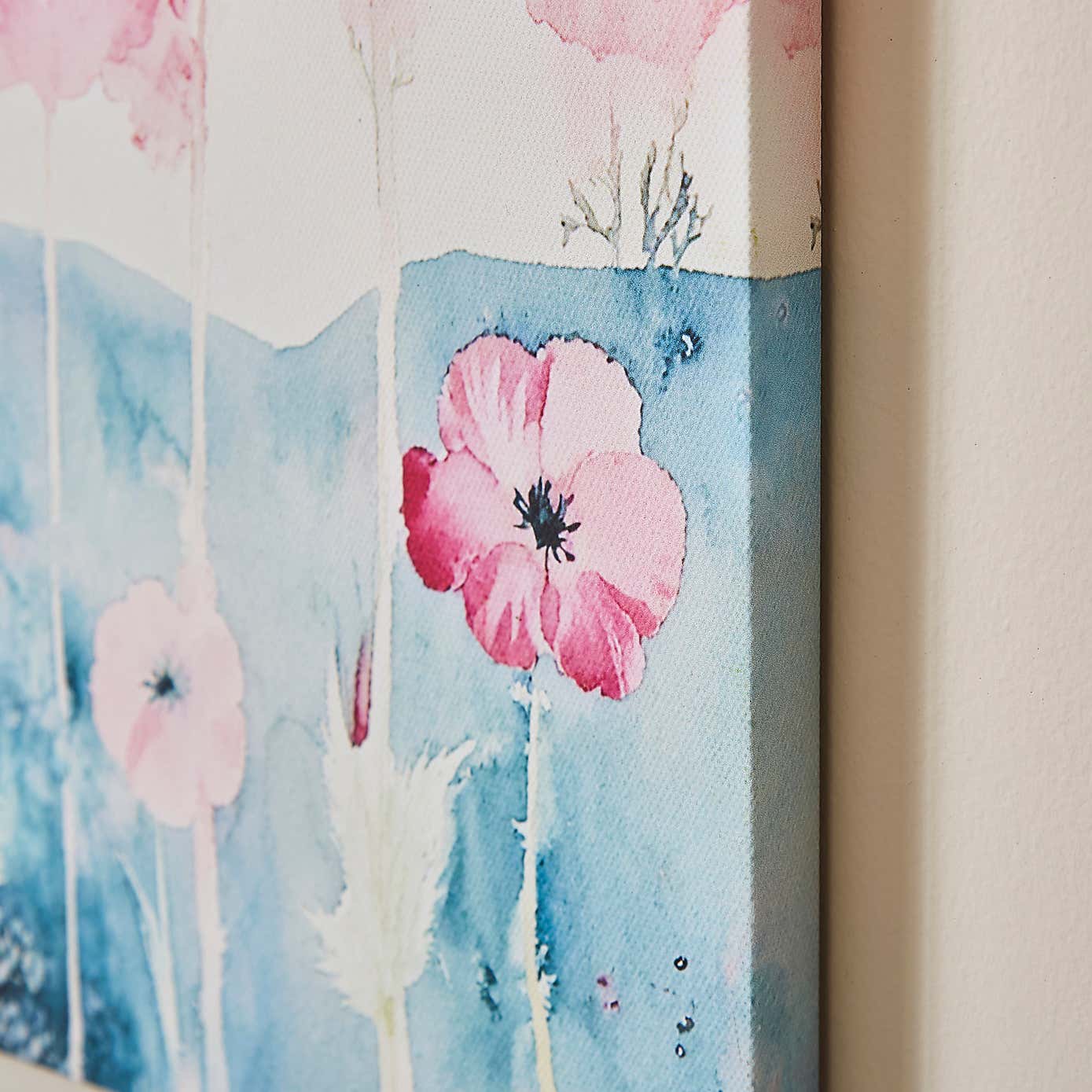 Carousel zoom image position 2 of 3