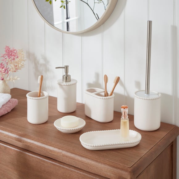 Carousel navigation image position 3 of 3